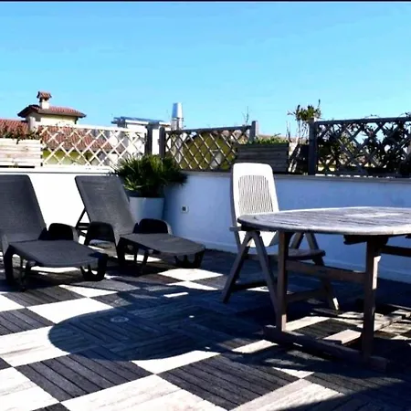 Cn004 - Cesenatico, Nuovo Attico Con Terrazza E Vasca Idromassaggio דירה צ'סנטיקו